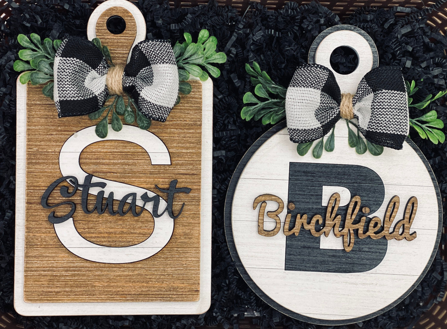 Personalized Christmas gifts for grandparents,gifts for mom,cutting board, monogrammed decor,farmhouse decor,Christmas decor,stocking gift