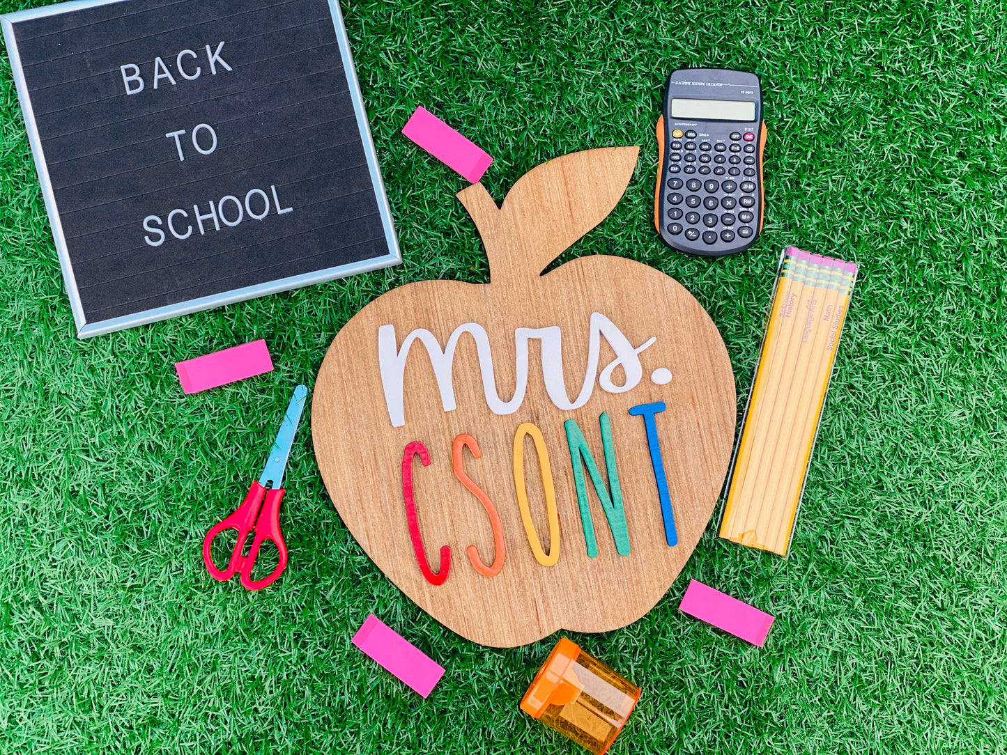 teacher Apple sign, custom gift for teachers, teacher appreciation, back to school, classroom decor, personalized teacher gift