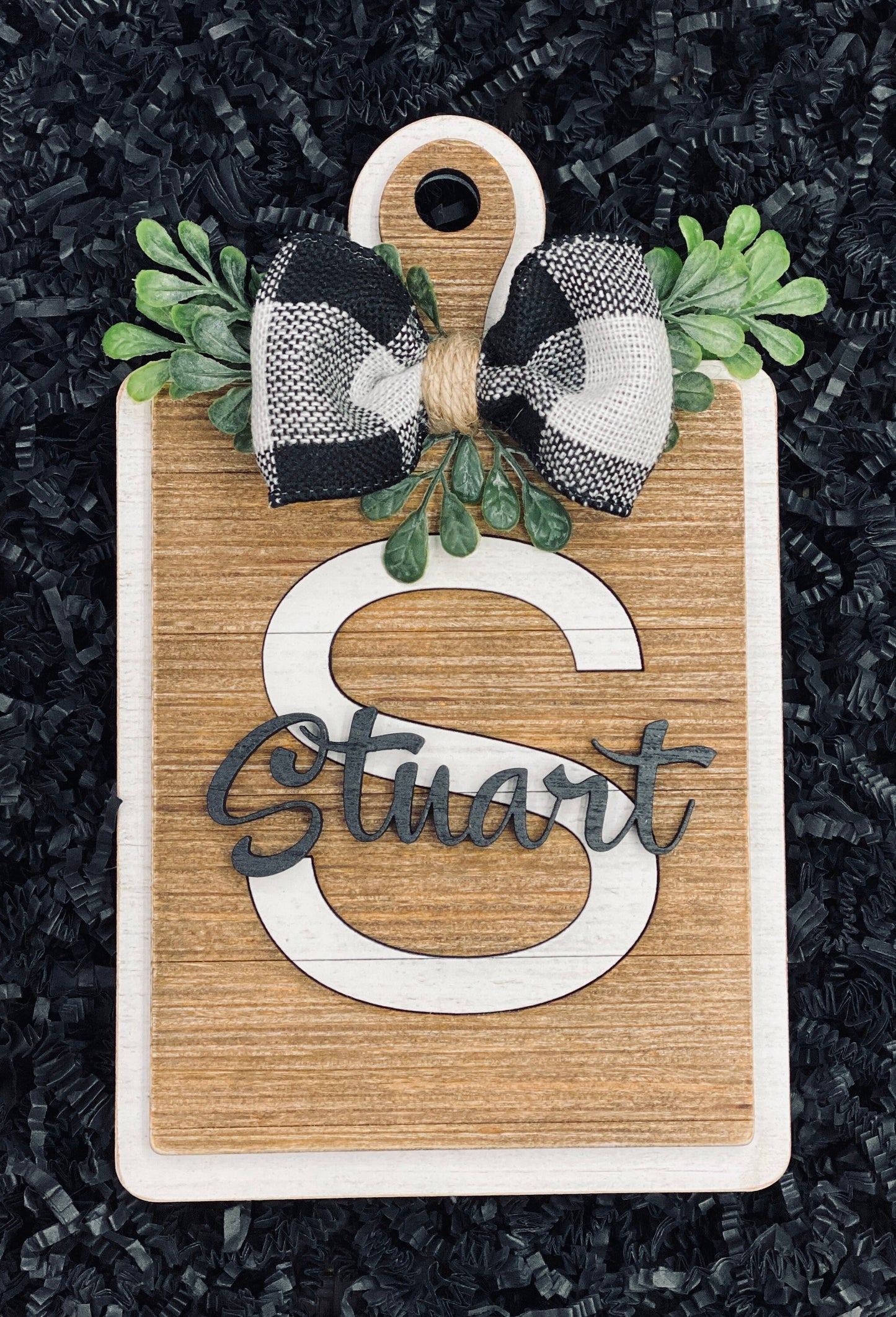 Personalized Christmas gifts for grandparents,gifts for mom,cutting board, monogrammed decor,farmhouse decor,Christmas decor,stocking gift