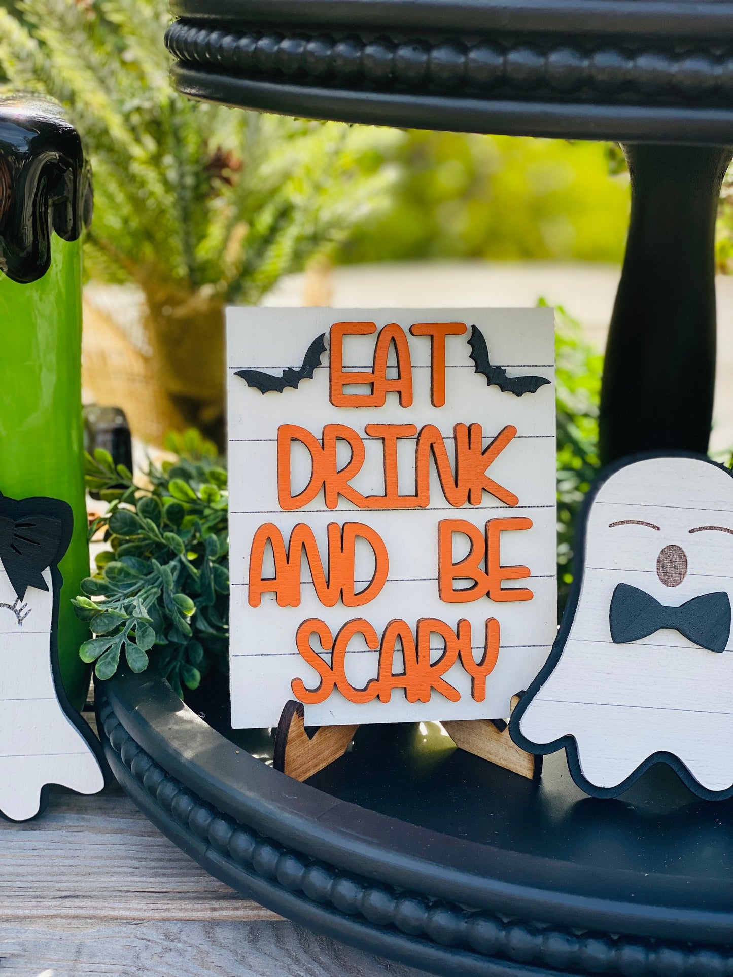 Hey boo, tier tray decor, home decor, Boo sheet, Ghouls, Shake your boo thang, poison, Rae dunn decor, Eat drink be scary, Halloween decor
