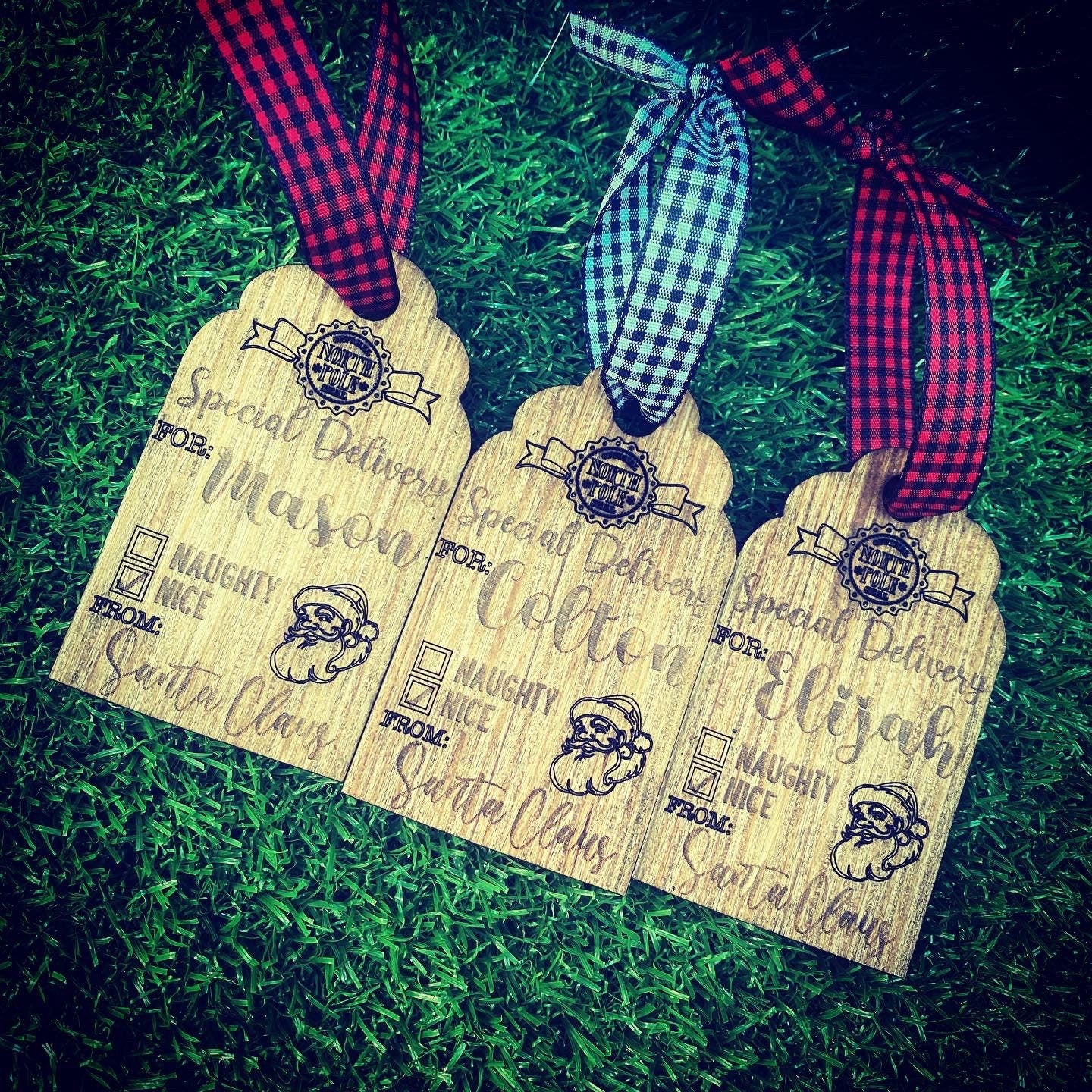 Wood engraved holiday Santa gift tags *free shipping*
