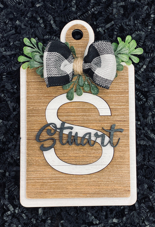 Personalized Christmas gifts for grandparents,gifts for mom,cutting board, monogrammed decor,farmhouse decor,Christmas decor,stocking gift