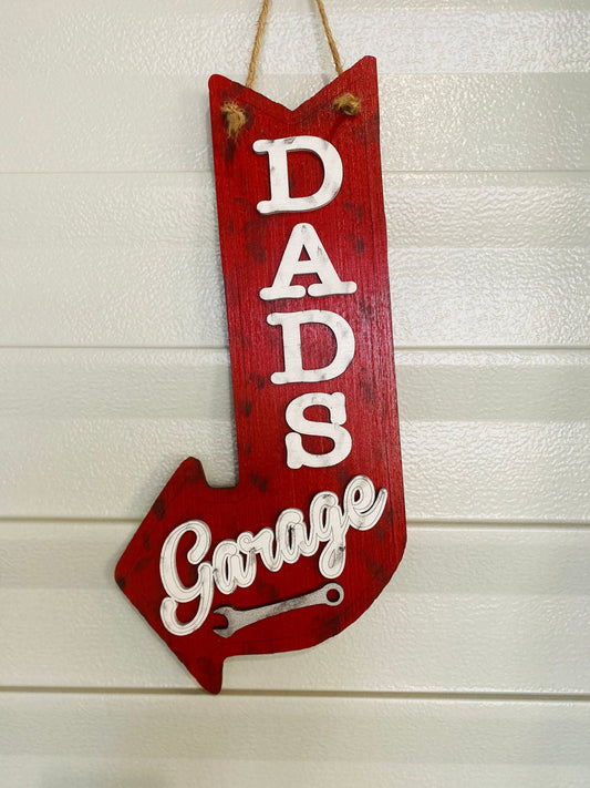 Dads garage arrow sign, wall decor, garage decor, Father’s Day, gift for dad, gift for grandpa, grandparents day, best dad, #1 dad, man cave