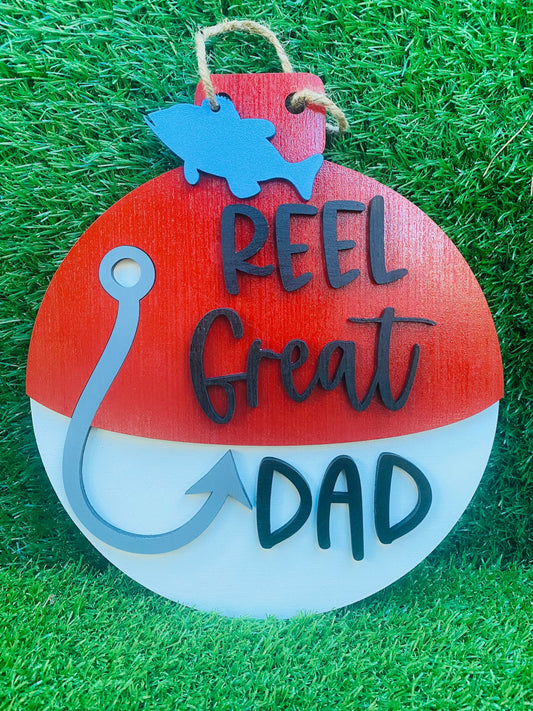 REEL GREAT DAD fishing line bobber door hanger sign perfect for a Father’s Day gift!