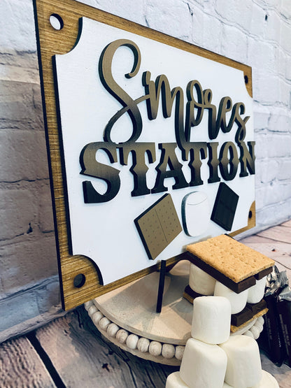 S’mores station buffet sign... perfect for your summer parties!